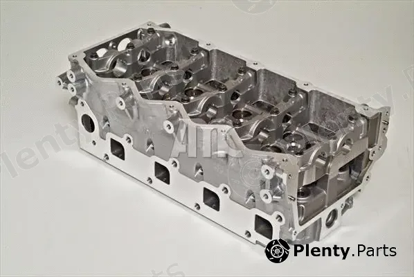 Meyer 224030060 — Cylinder Head MM Cylinderhead NEW o.NW Nissan 2.5 DDTI