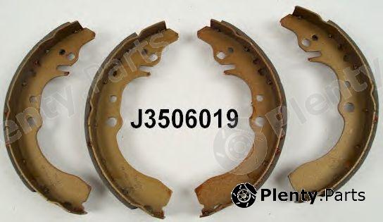  NIPPARTS part J3506019 Brake Shoe Set