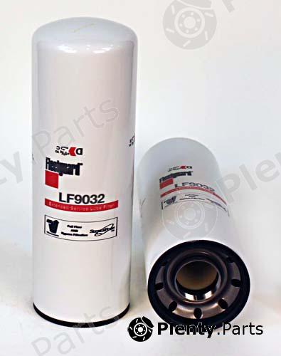  FLEETGUARD part LF9032 Oil Filter