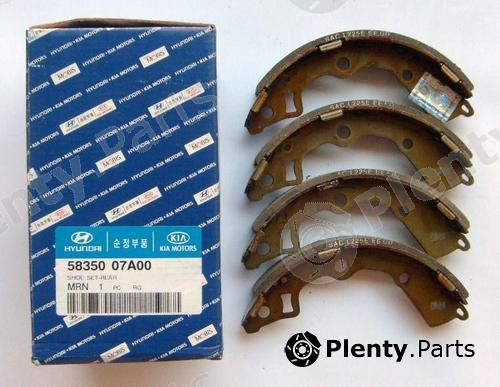 Genuine HYUNDAI / KIA (MOBIS) part 5835007A00 Brake Shoe Set