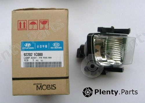 Genuine HYUNDAI / KIA (MOBIS) part 92202-1C000 (922021C000) Fog Light