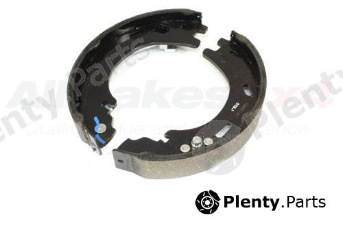 Genuine LAND ROVER part LR025151 Brake Shoe Set, parking brake