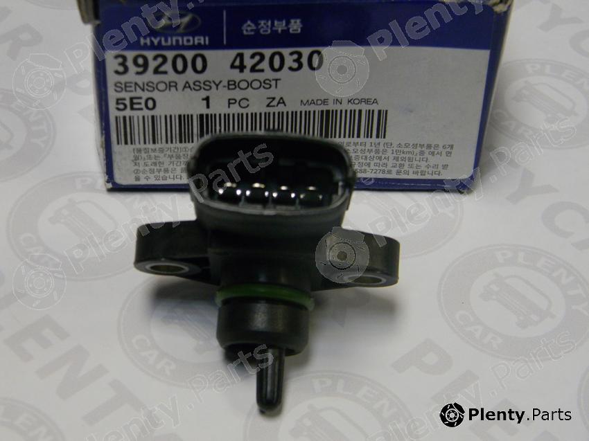 Genuine HYUNDAI / KIA (MOBIS) part 3920042030 Sensor, intake manifold pressure