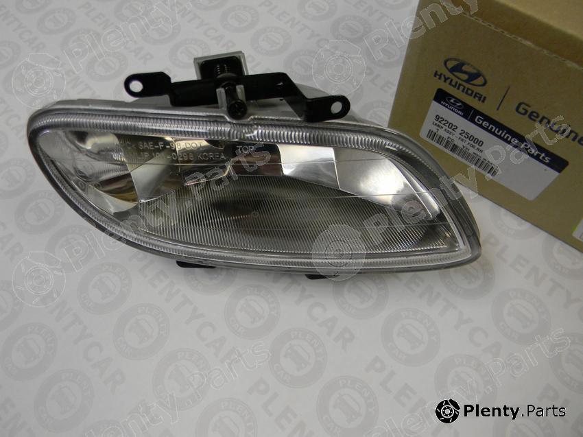 Genuine HYUNDAI / KIA (MOBIS) part 9220225000 Fog Light