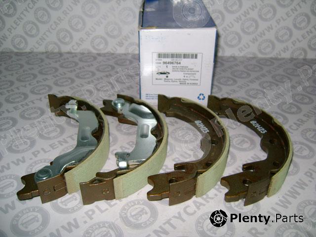 Genuine GENERAL MOTORS part 96496764 Brake Shoe Set