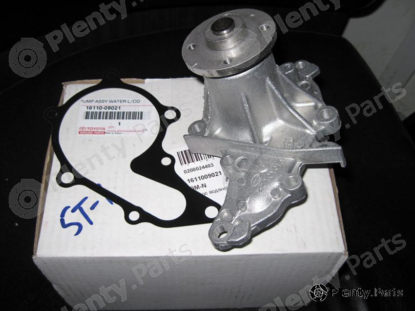 Genuine TOYOTA part 1611009021 Water Pump