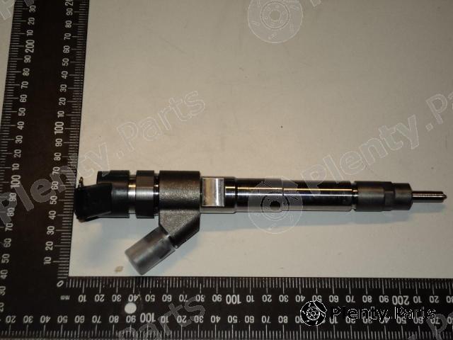 Genuine IVECO part 500371101 Injector Nozzle