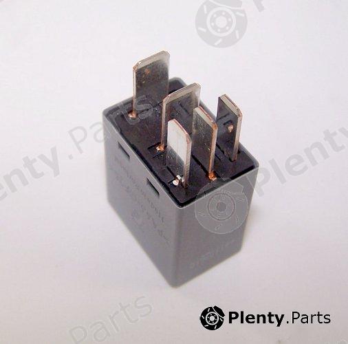 Genuine FORD part 1552133 Replacement part