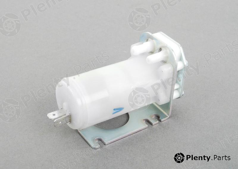 Genuine PORSCHE part 92862807401 Water Pump, window cleaning